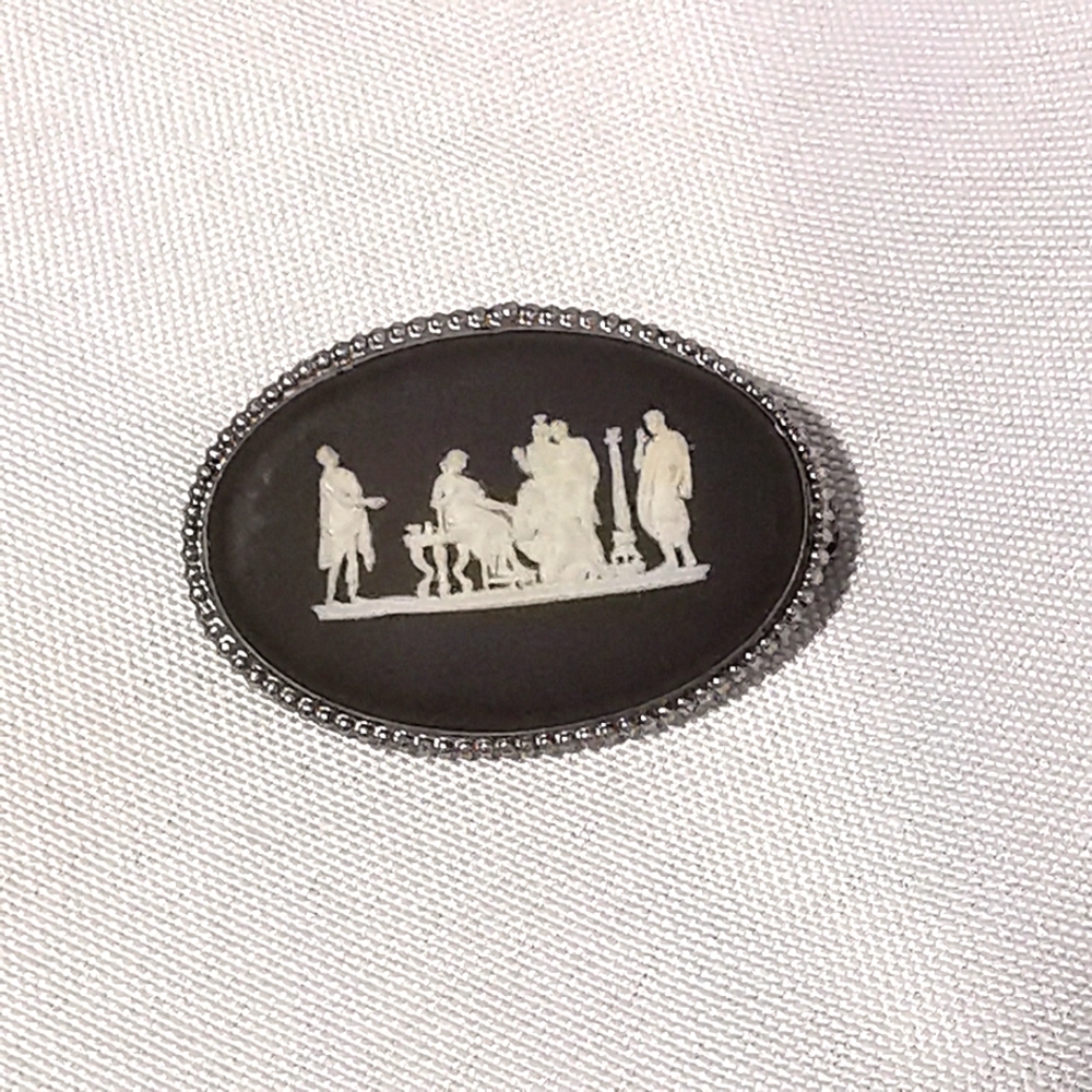 Vintage Wedgwood Jasperware Greek Gods Cameo Van Dell Brooch Pin
